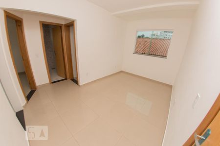 Sala de apartamento para alugar com 2 quartos, 55m² em Planalto, Belo Horizonte