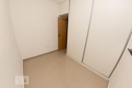 Quarto 2 de apartamento para alugar com 2 quartos, 55m² em Planalto, Belo Horizonte