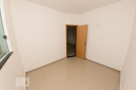 Quarto 1 de apartamento para alugar com 2 quartos, 55m² em Planalto, Belo Horizonte