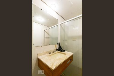 Banheiro de kitnet/studio à venda com 1 quarto, 38m² em Moema, São Paulo