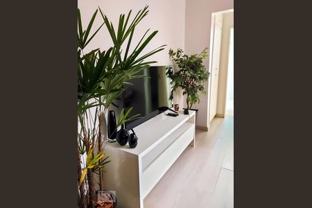 Sala de apartamento à venda com 1 quarto, 40m² em Indianópolis, São Paulo