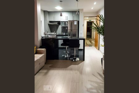 Cozinha de apartamento à venda com 1 quarto, 40m² em Indianópolis, São Paulo