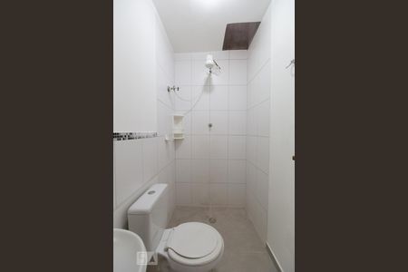 Banheiro de apartamento para alugar com 1 quarto, 25m² em Quinta da Paineira, São Paulo