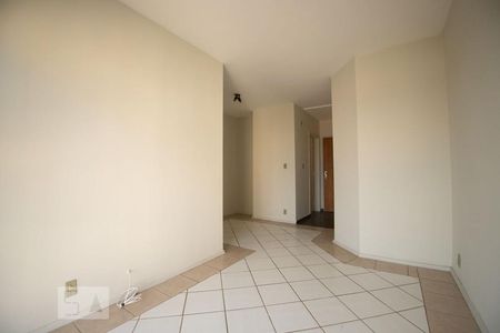 sala de apartamento para alugar com 3 quartos, 82m² em Jardim dos Oliveiras, Campinas