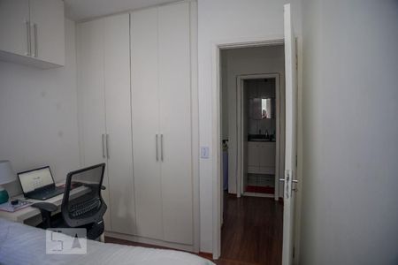 Quarto 1 de apartamento para alugar com 2 quartos, 58m² em Pechincha, Rio de Janeiro