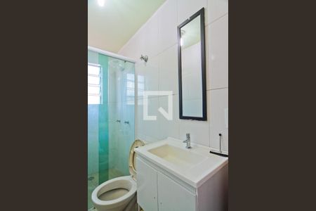 Banheiro de casa para alugar com 3 quartos, 160m² em Parque São Domingos, São Paulo