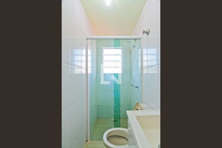Banheiro de casa para alugar com 3 quartos, 160m² em Parque São Domingos, São Paulo