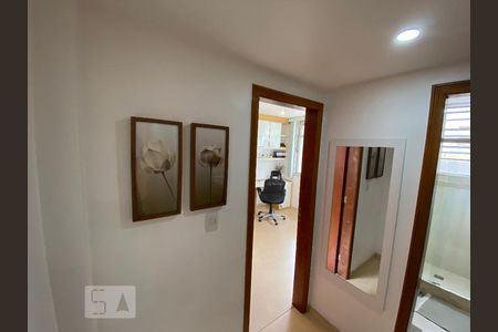 Hall de apartamento para alugar com 2 quartos, 64m² em Pilares, Rio de Janeiro