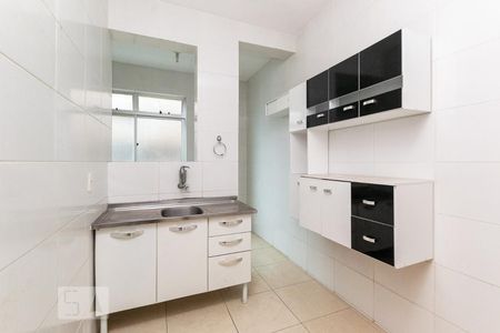 Cozinha de apartamento à venda com 3 quartos, 90m² em Alto Barroca, Belo Horizonte