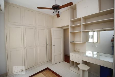 Quarto 1 de apartamento para alugar com 2 quartos, 91m² em Flamengo, Rio de Janeiro