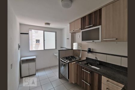 Cozinha de apartamento para alugar com 3 quartos, 63m² em Paraíso do Morumbi, São Paulo