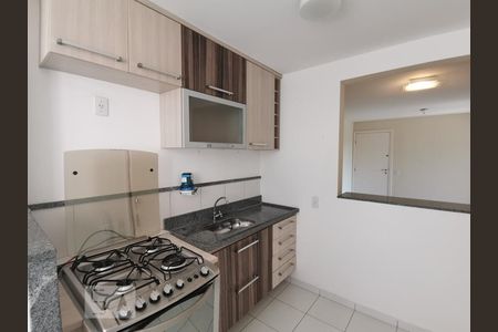 Cozinha de apartamento para alugar com 3 quartos, 63m² em Paraíso do Morumbi, São Paulo