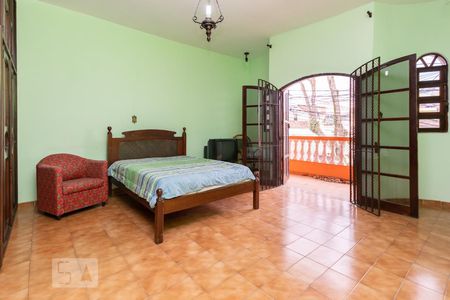 Suíte  de casa à venda com 5 quartos, 240m² em Vila São Francisco (zona Leste), São Paulo