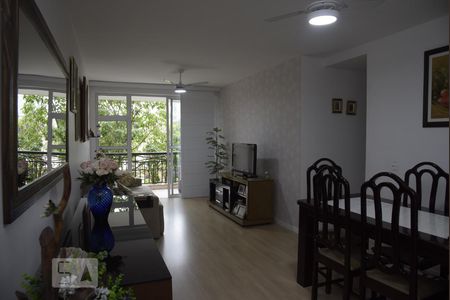 Apartamento à venda com 92m², 3 quartos e 1 vagaSala