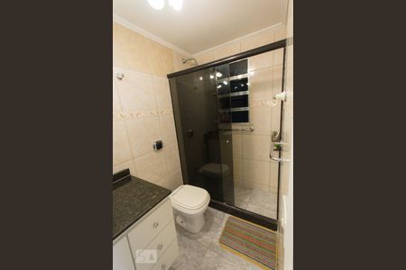 Banheiro de apartamento para alugar com 2 quartos, 60m² em Taquara, Rio de Janeiro