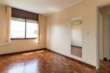 Dormitório de apartamento para alugar com 2 quartos, 56m² em São João, Porto Alegre