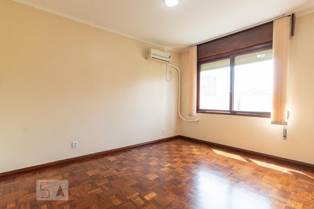 Dormitório 2 de apartamento para alugar com 2 quartos, 56m² em São João, Porto Alegre