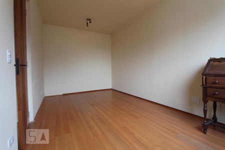 Quarto de apartamento para alugar com 1 quarto, 55m² em Centro, Curitiba