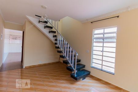 Sala de casa para alugar com 4 quartos, 200m² em Jardim Aricanduva, São Paulo