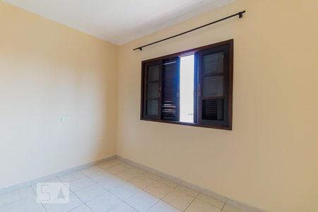 Quarto 2 de casa para alugar com 4 quartos, 200m² em Jardim Aricanduva, São Paulo