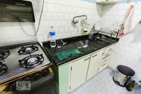 Cozinha Pia de casa à venda com 4 quartos, 225m² em Lapa, São Paulo