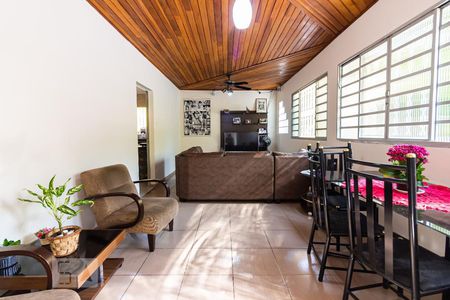 Sala de casa à venda com 3 quartos, 310m² em Pestana, Osasco