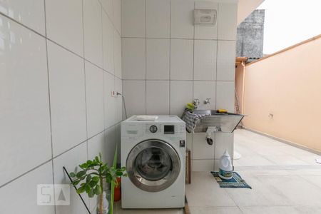 Lavanderia de casa à venda com 2 quartos, 250m² em Piqueri, São Paulo