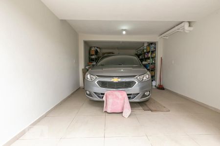 Garagem de casa à venda com 2 quartos, 250m² em Piqueri, São Paulo