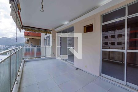 Varanda de apartamento à venda com 2 quartos, 82m² em Barra da Tijuca, Rio de Janeiro