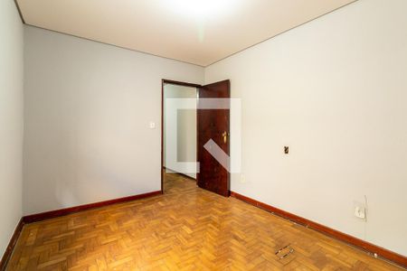 Casa 1 - Quarto 1 de casa à venda com 4 quartos, 150m² em Jardim Paraventi, Guarulhos