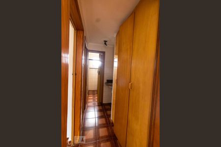 Corredor de apartamento à venda com 2 quartos, 55m² em Jardim Alvorada, Santo André
