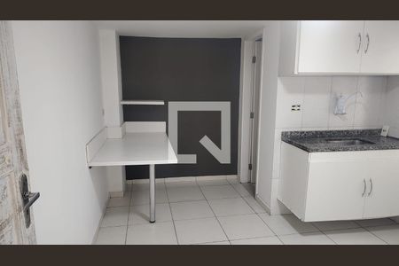 cozinha de casa para alugar com 1 quarto, 40m² em Vila Polopoli, São Paulo