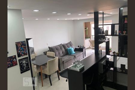 Sala - dormitório  de apartamento para alugar com 1 quarto, 42m² em Melville Empresarial Ii, Barueri