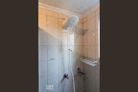 Banheiro de apartamento à venda com 2 quartos, 56m² em Vila Ivone, São Paulo