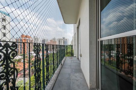Varanda  de apartamento para alugar com 4 quartos, 178m² em Campo Belo, São Paulo