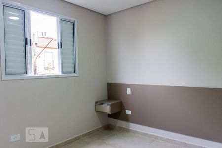 Quarto1 de apartamento para alugar com 2 quartos, 45m² em Vila Cecília Maria, Santo André