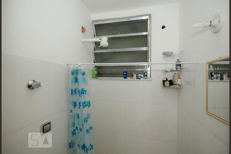 Banheiro de apartamento à venda com 1 quarto, 59m² em Copacabana, Rio de Janeiro