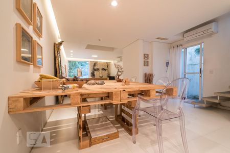 Sala de Jantar de casa para alugar com 5 quartos, 230m² em Vila Gertrudes, São Paulo