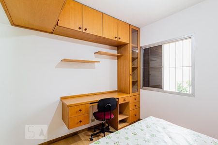 Suíte de apartamento para alugar com 3 quartos, 85m² em Vila Olímpia, São Paulo