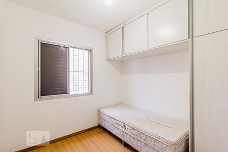 Segundo dormitório de apartamento para alugar com 3 quartos, 85m² em Vila Olímpia, São Paulo