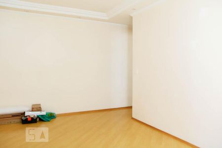 Sala de apartamento para alugar com 3 quartos, 64m² em Jardim das Flores, São Paulo