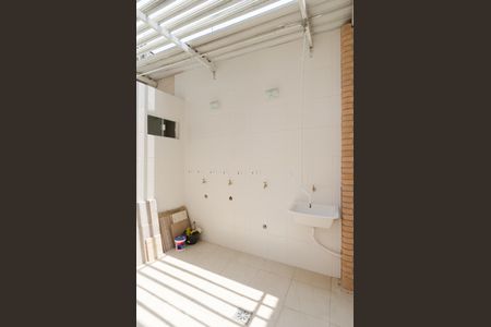 Área de serviço comum de casa para alugar com 1 quarto, 42m² em Alves Dias, São Bernardo do Campo