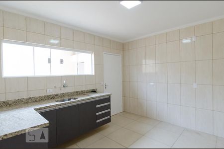 Sala cozinha de casa para alugar com 2 quartos, 42m² em Alves Dias, São Bernardo do Campo
