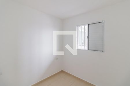 Quarto 1 de apartamento para alugar com 2 quartos, 38m² em Jardim Triana, São Paulo