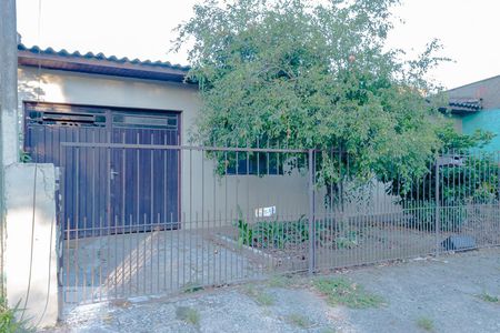 Fachada  de casa à venda com 3 quartos, 500m² em Estância Velha, Canoas