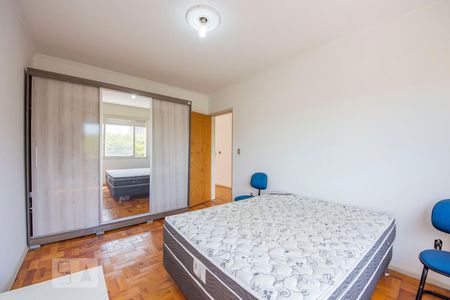 Quarto 1 de apartamento à venda com 2 quartos, 76m² em São Sebastião, Porto Alegre