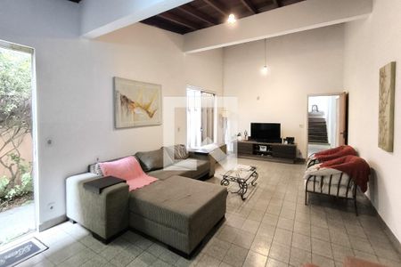 Sala de casa para alugar com 3 quartos, 322m² em Centro, Jundiaí