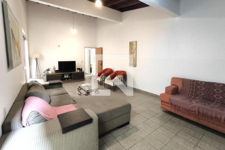 Sala de casa para alugar com 3 quartos, 322m² em Centro, Jundiaí