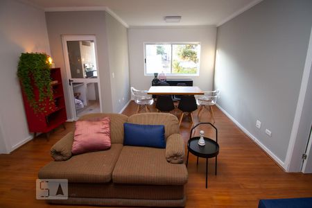 Sala de apartamento para alugar com 2 quartos, 86m² em Água Verde, Curitiba