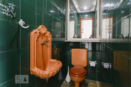 Lavabo de apartamento à venda com 1 quarto, 140m² em Grajaú, Rio de Janeiro